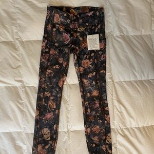 NWT lululemon Speed Up Tight 28” size 4